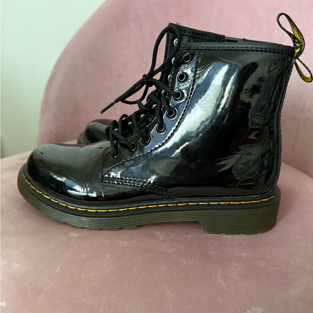 Kids/ Girls Boots Dr. Martens Black Patent Leather Combat Boots